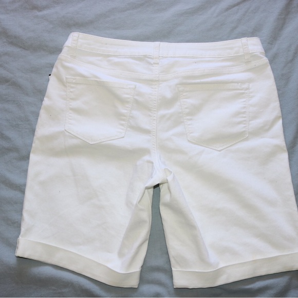 White Apt 9 Bermuda Shorts sz 12 - Picture 5 of 6